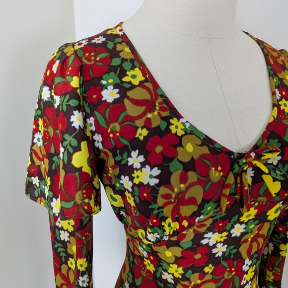 70's Floral Maxi Dress Cape Long Sleeve V-neck Fitted Flare - Picture 12 of 14